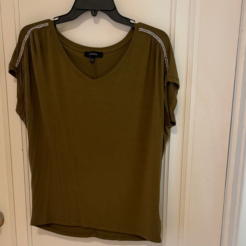 Olive Green V-Neck Short Sleeve Top with Shoulder Trim